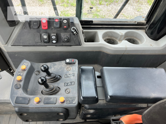 Chargeuse sur pneus Cat 972M