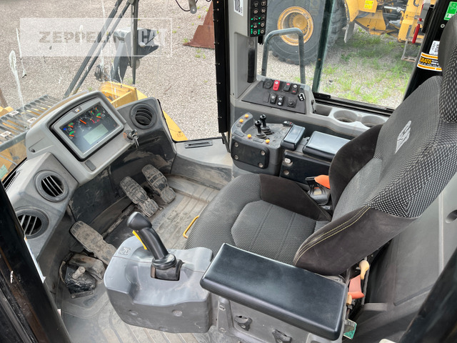 Chargeuse sur pneus Cat 972M