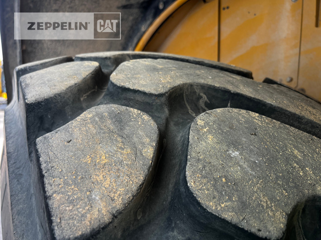 Chargeuse sur pneus Cat 972M