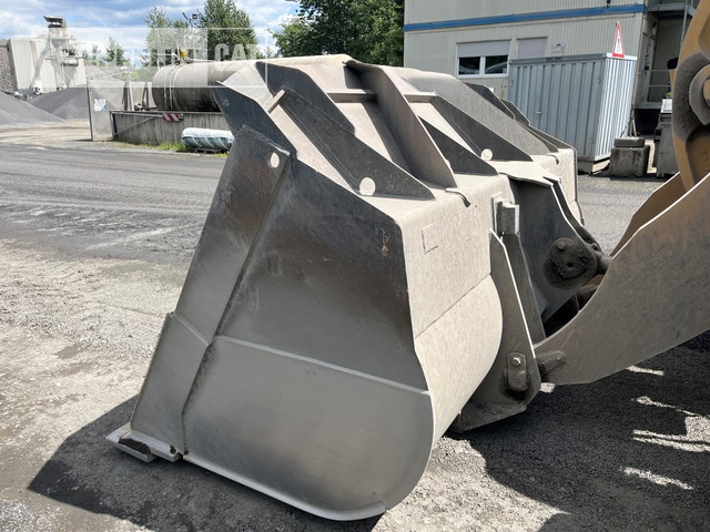 Chargeuse sur pneus Cat 972MXE