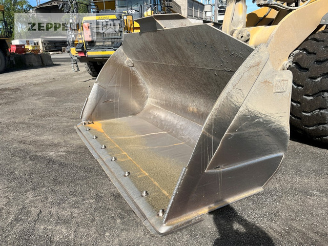 Chargeuse sur pneus Cat 972MXE