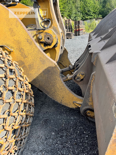 Chargeuse sur pneus Cat 980M