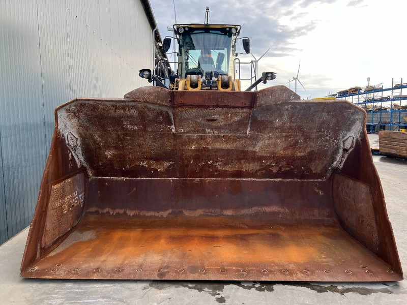 Chargeuse sur pneus Cat 980M - DUTCH MACHINE