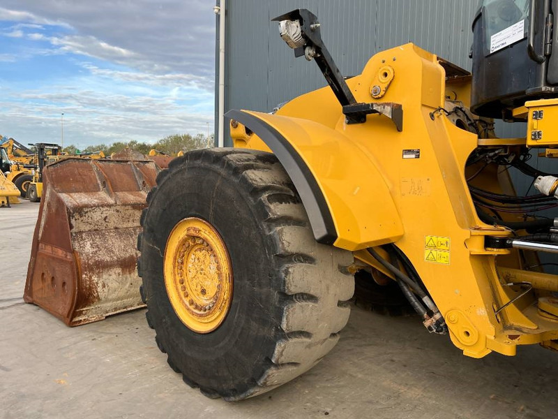 Chargeuse sur pneus Cat 980M - DUTCH MACHINE