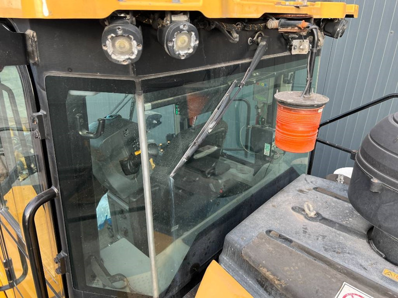 Chargeuse sur pneus Cat 980M - DUTCH MACHINE