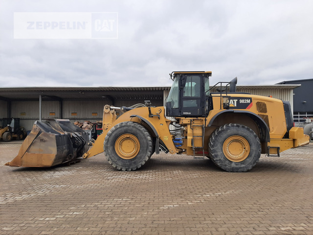 Chargeuse sur pneus Cat 982M
