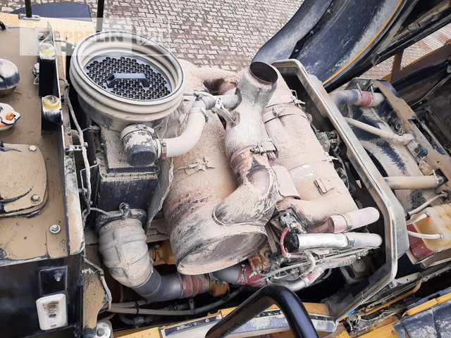 Chargeuse sur pneus Cat 982M