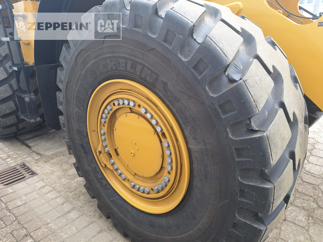 Chargeuse sur pneus Cat 988GC