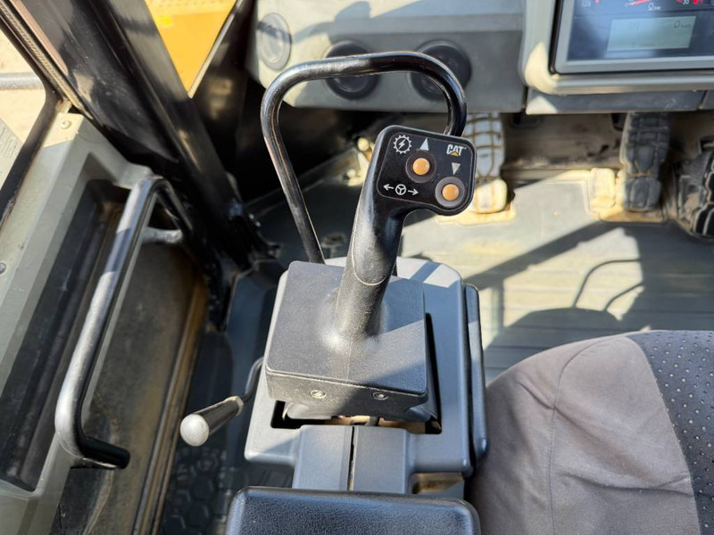 Chargeuse sur pneus Cat 988K - German Machine / CE + EPA