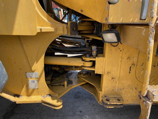 Chargeuse sur pneus Cat IT 28 G