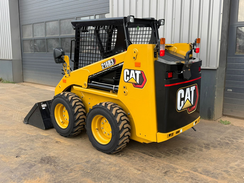 Chargeuse sur pneus Caterpillar 216B3