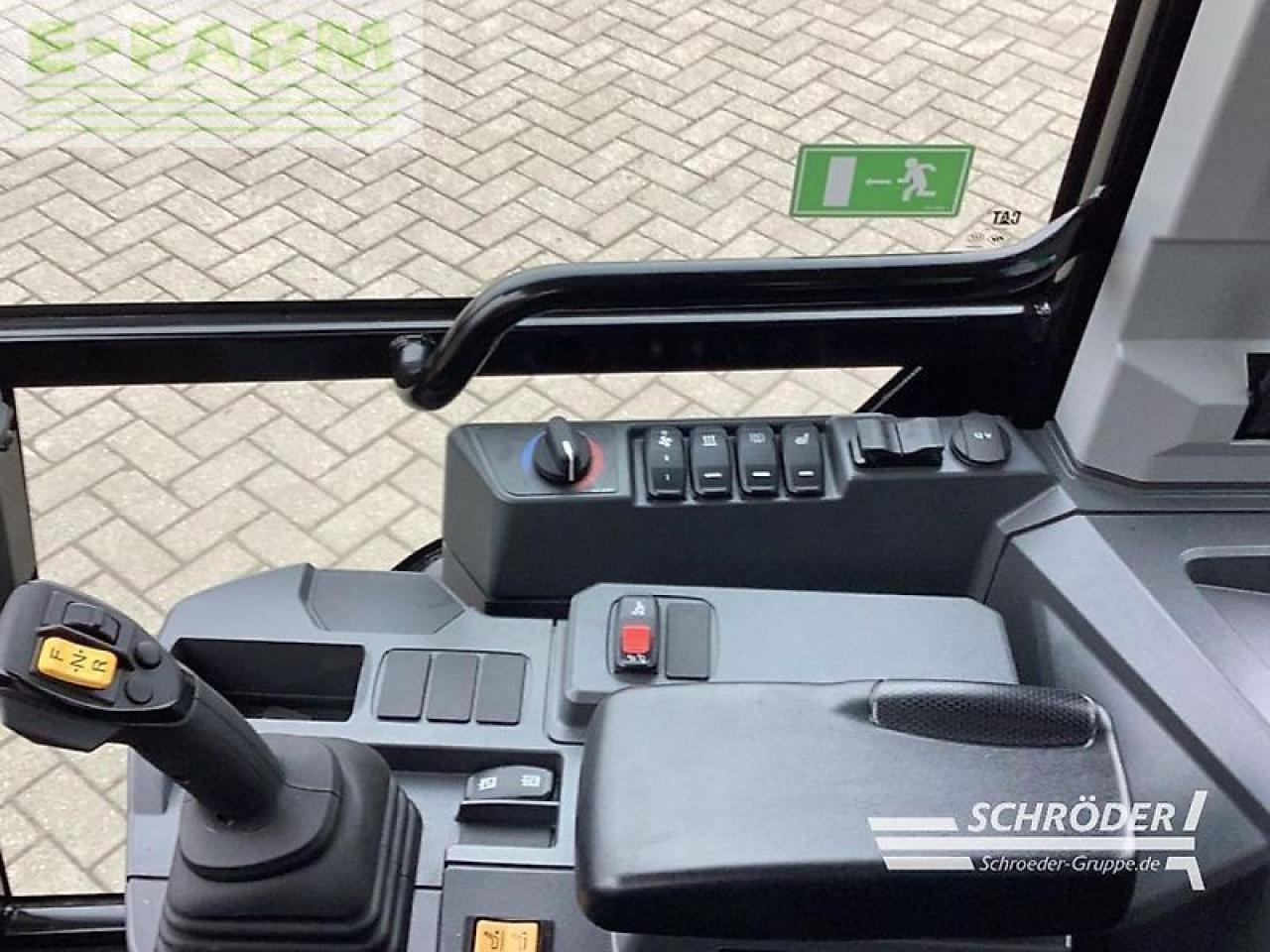 Chargeuse sur pneus Caterpillar 906