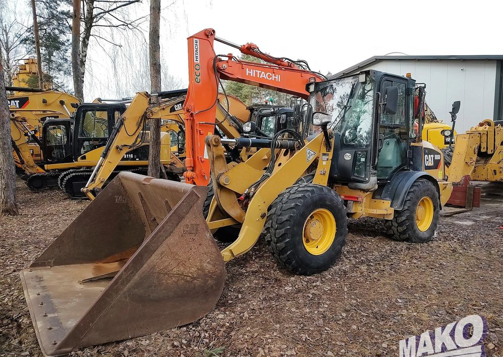 Chargeuse sur pneus Caterpillar 906M