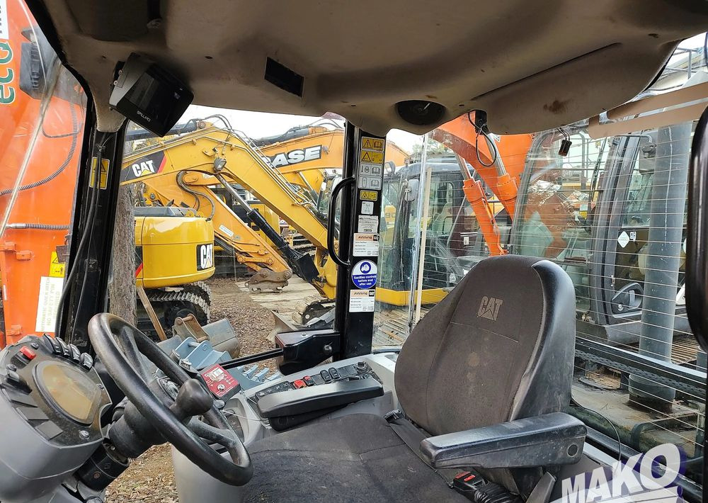 Chargeuse sur pneus Caterpillar 906M