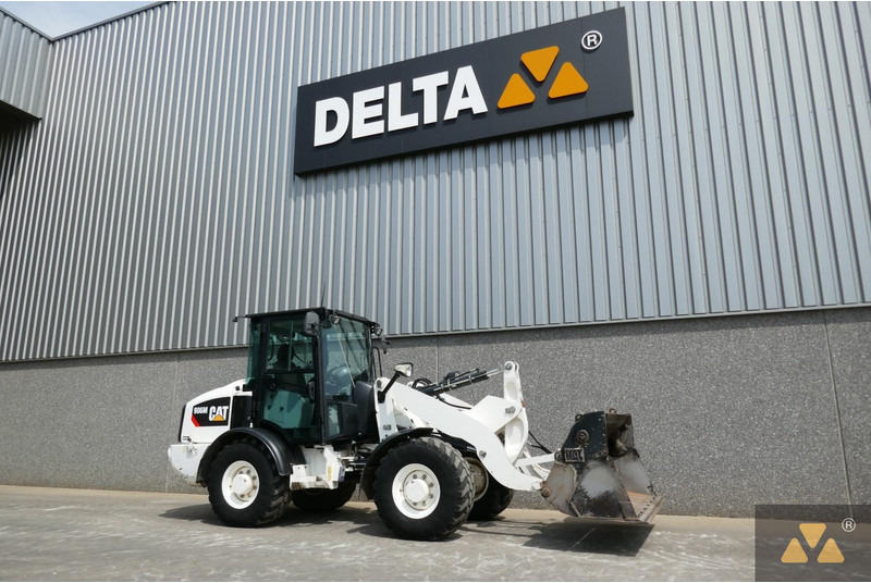 Chargeuse sur pneus Caterpillar 906M