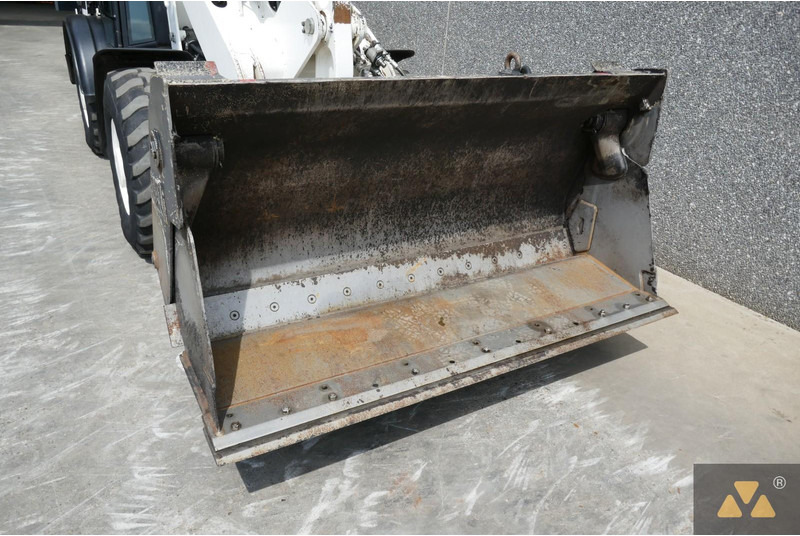 Chargeuse sur pneus Caterpillar 906M