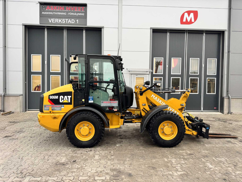 Chargeuse sur pneus Caterpillar 906M Cat 906M