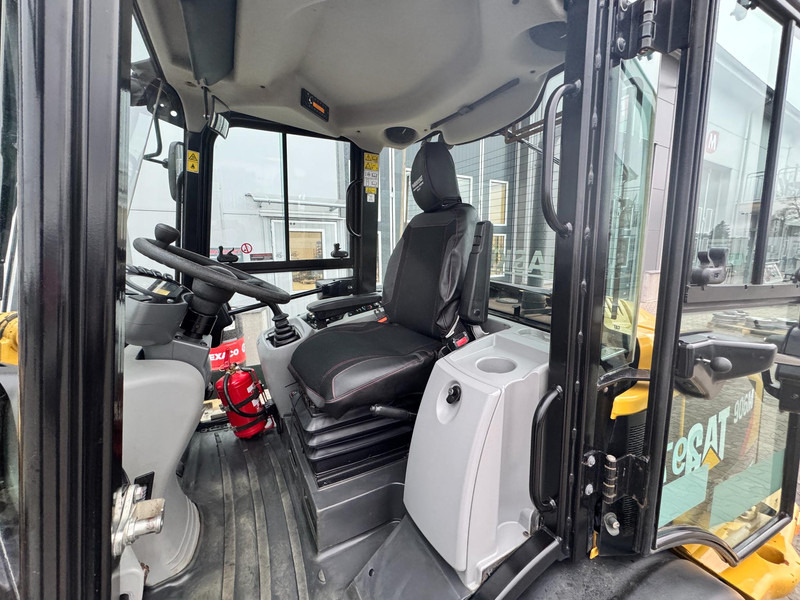 Chargeuse sur pneus Caterpillar 906M Cat 906M