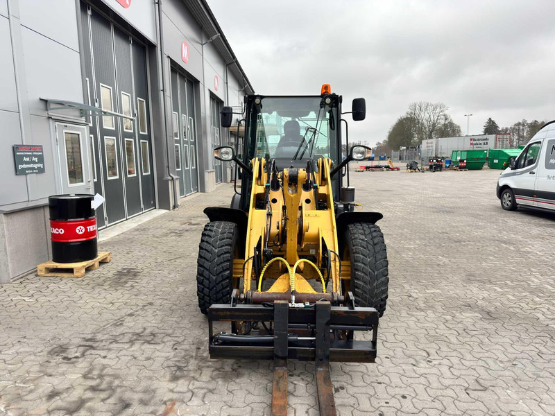 Chargeuse sur pneus Caterpillar 906M Cat 906M