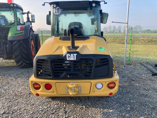 Chargeuse sur pneus Caterpillar 906-14A