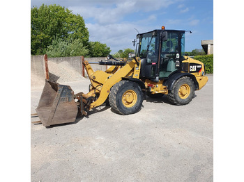 Chargeuse sur pneus Caterpillar 906 H2