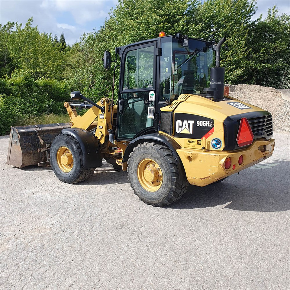 Chargeuse sur pneus Caterpillar 906 H2
