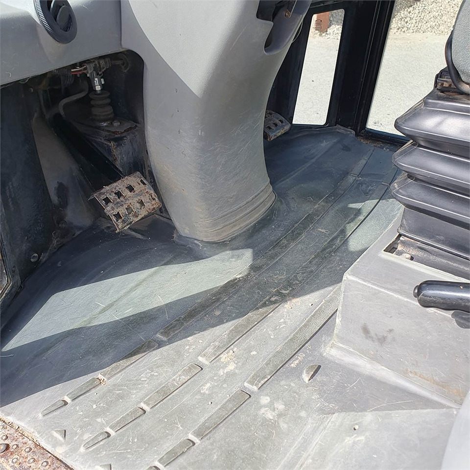 Chargeuse sur pneus Caterpillar 906 H2