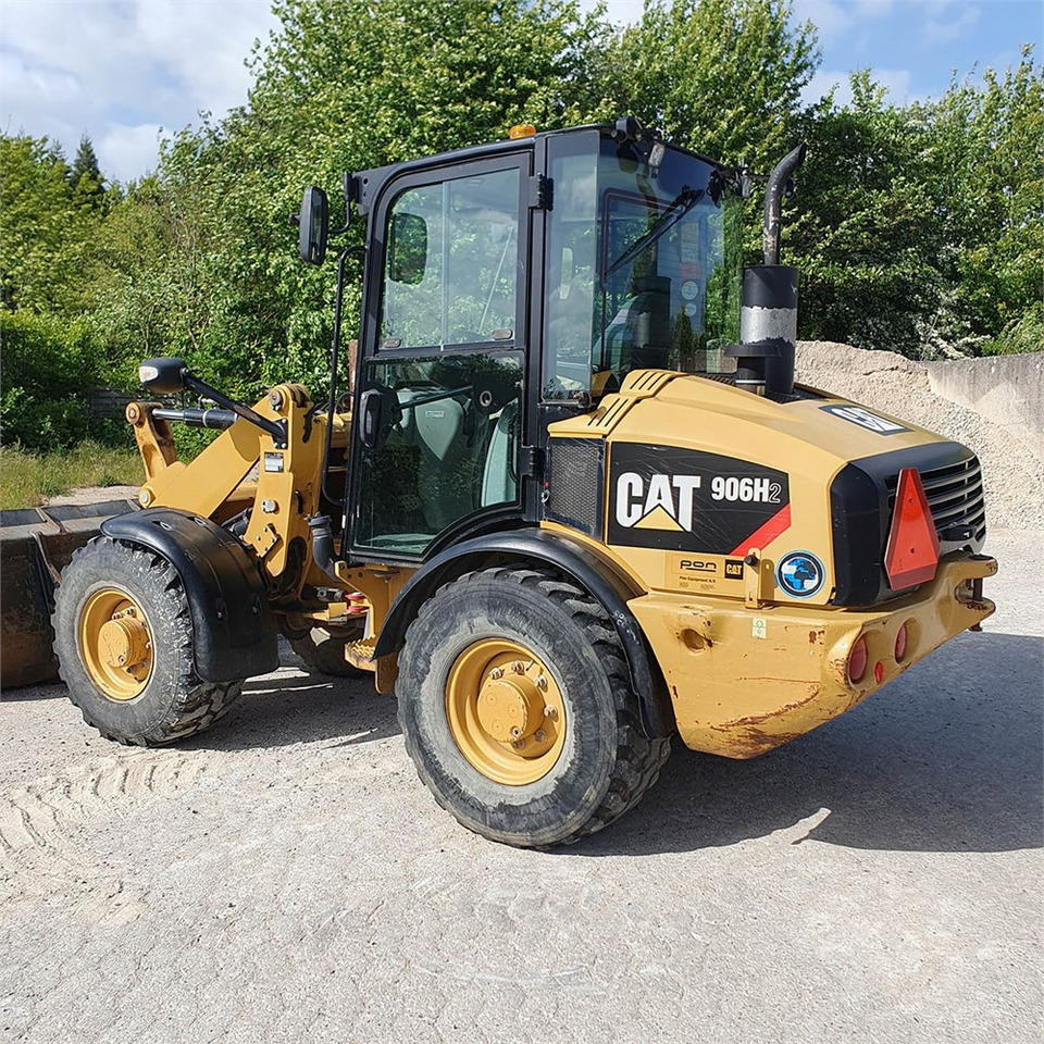 Chargeuse sur pneus Caterpillar 906 H2