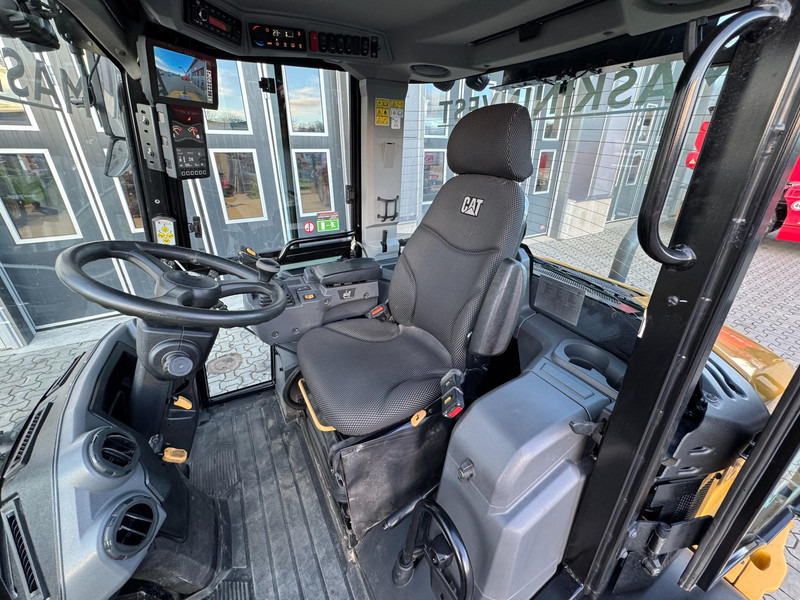 Chargeuse sur pneus Caterpillar 906 NG BIO CAT 906 Next Gen