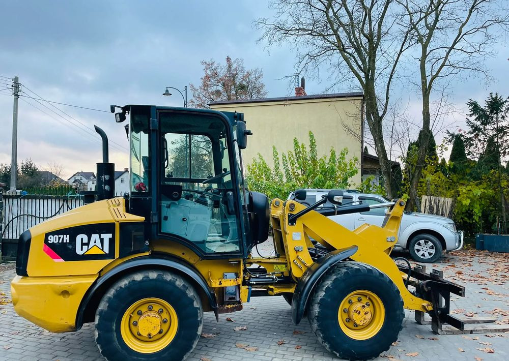 Chargeuse sur pneus Caterpillar 907H