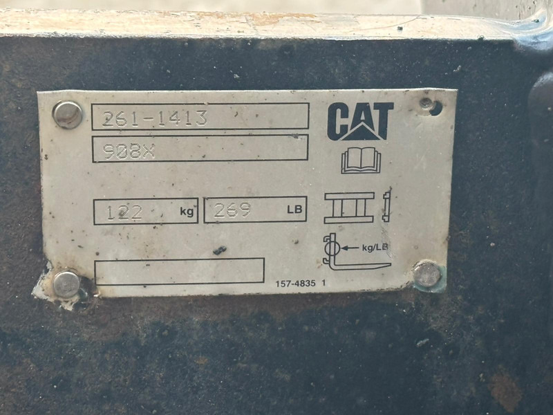 Chargeuse sur pneus Caterpillar 908