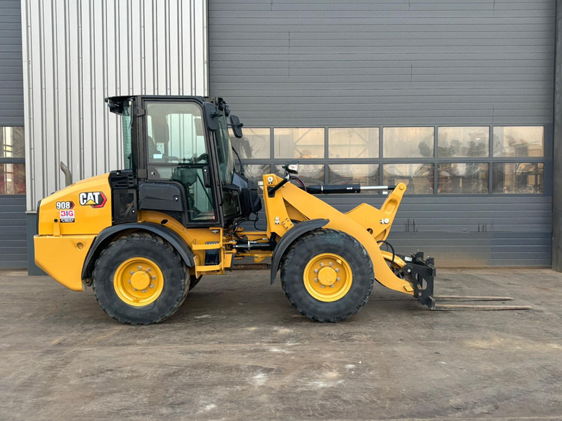 Chargeuse sur pneus Caterpillar 908