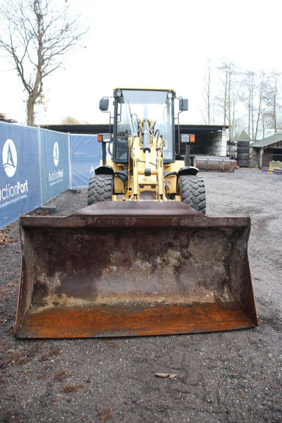 Chargeuse sur pneus Caterpillar 908