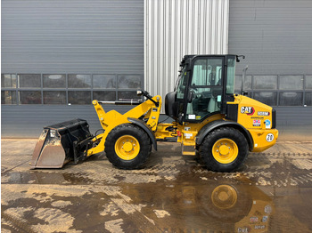 Chargeuse sur pneus Caterpillar 908M