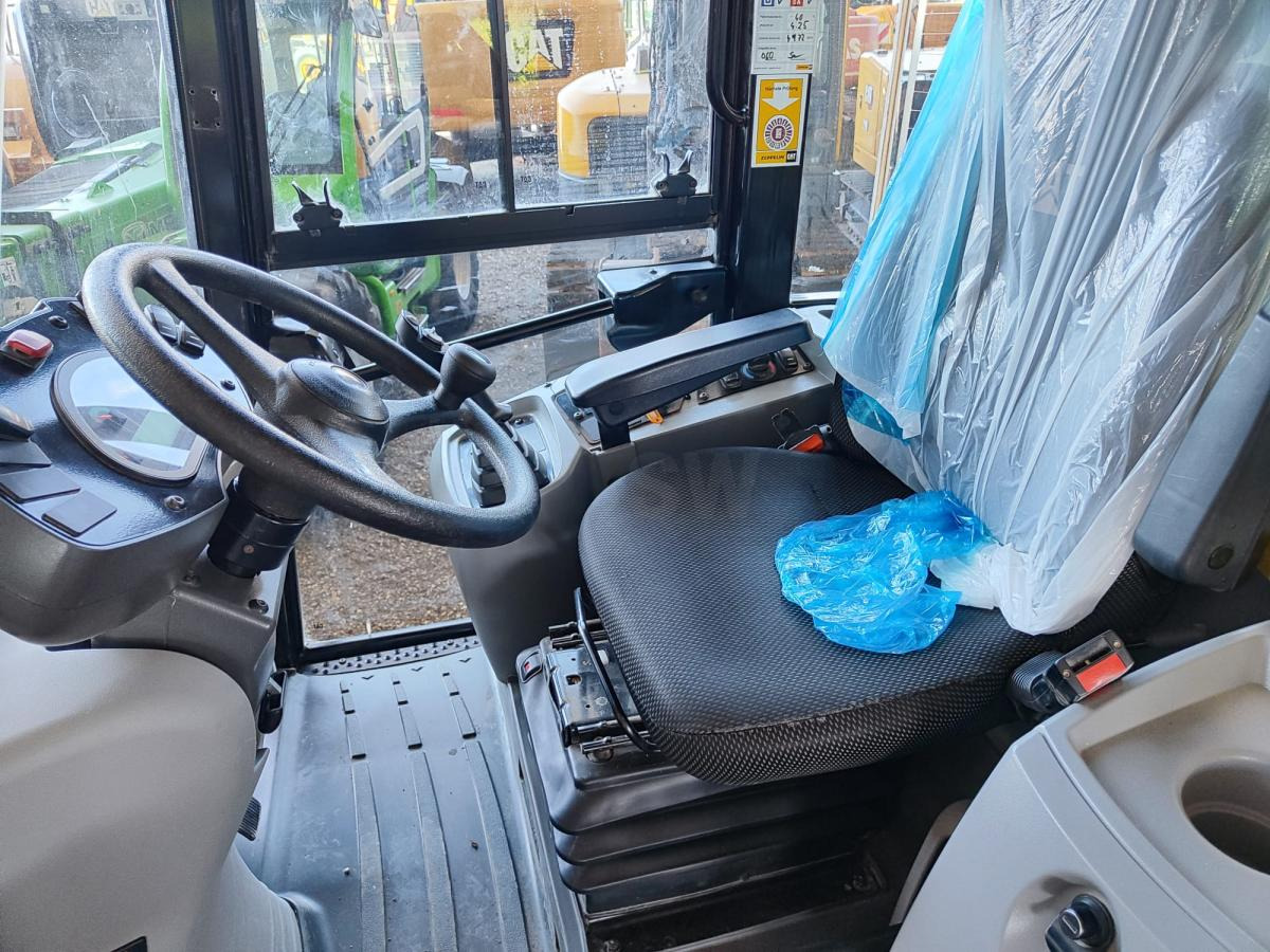 Chargeuse sur pneus Caterpillar 908M