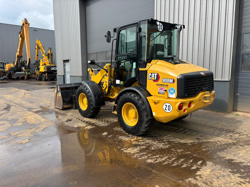 Chargeuse sur pneus Caterpillar 908M