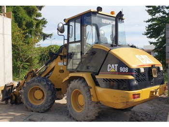 Chargeuse sur pneus Caterpillar 908 (7t