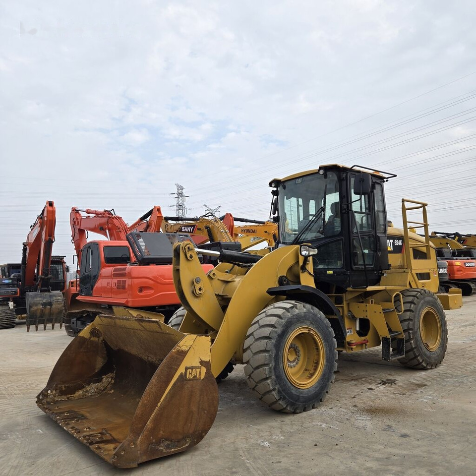 Chargeuse sur pneus Caterpillar 924K Made in USA