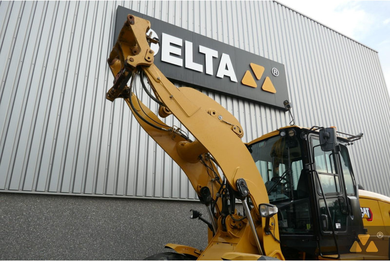 Chargeuse sur pneus Caterpillar 926M