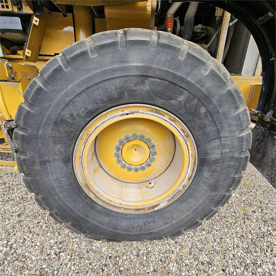 Chargeuse sur pneus Caterpillar 930G