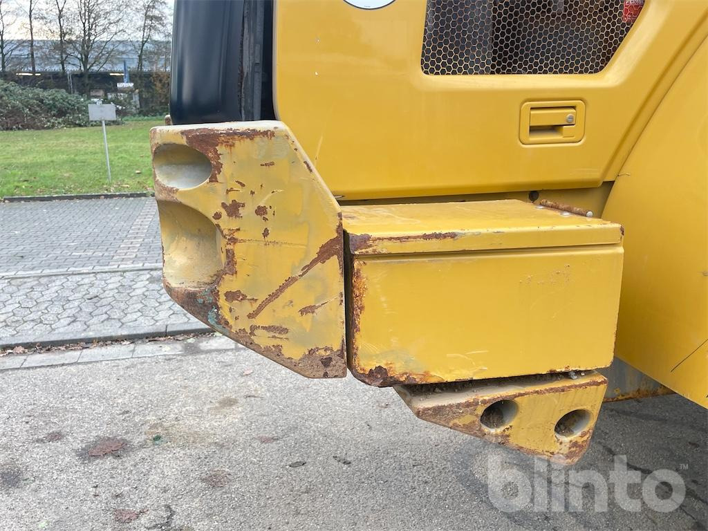 Chargeuse sur pneus Caterpillar 930 M (2016)