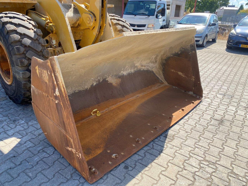 Chargeuse sur pneus Caterpillar 938G II NVT