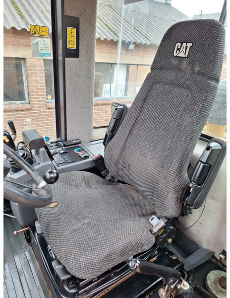 Chargeuse sur pneus Caterpillar 938G ll