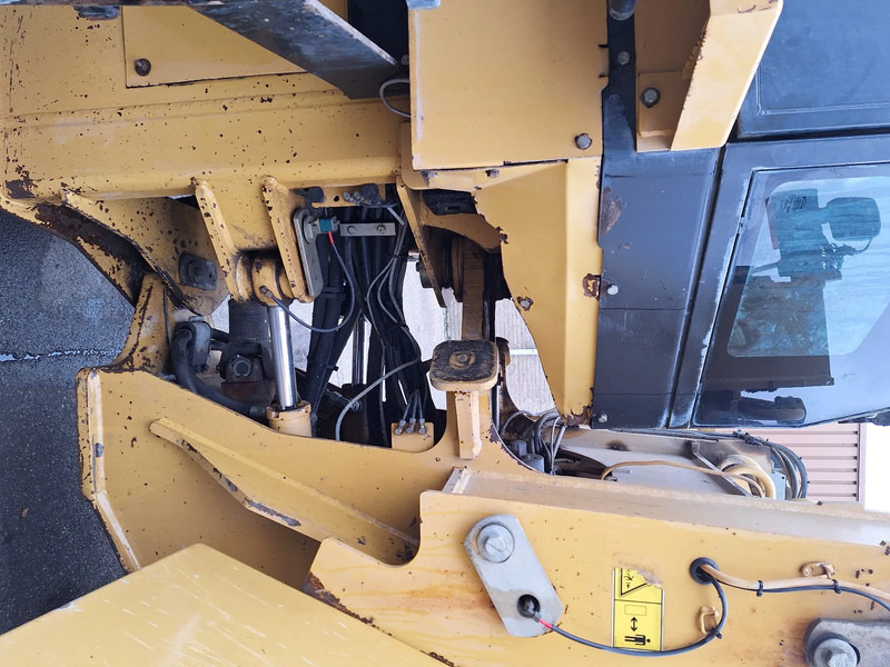 Chargeuse sur pneus Caterpillar 938G ll