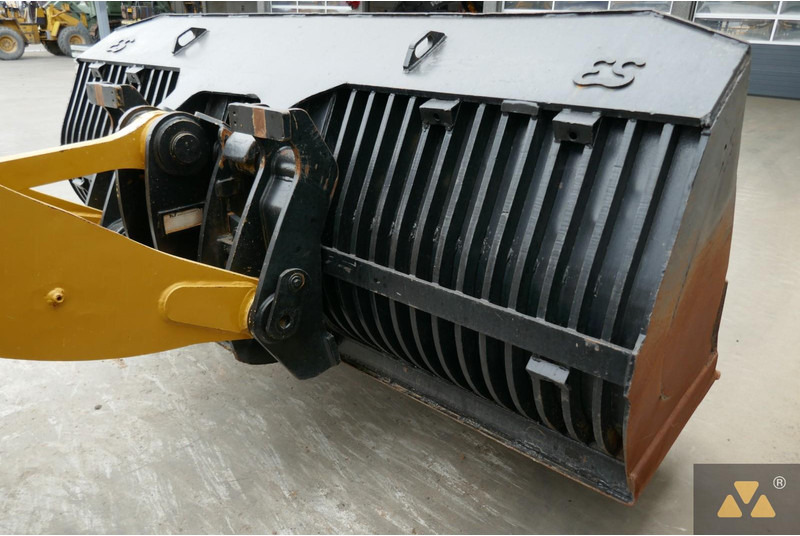 Chargeuse sur pneus Caterpillar 938K