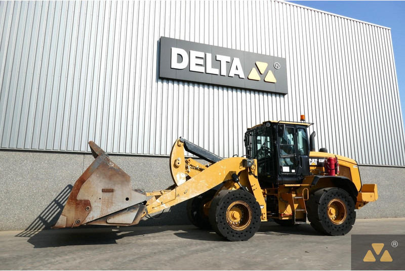 Chargeuse sur pneus Caterpillar 938M