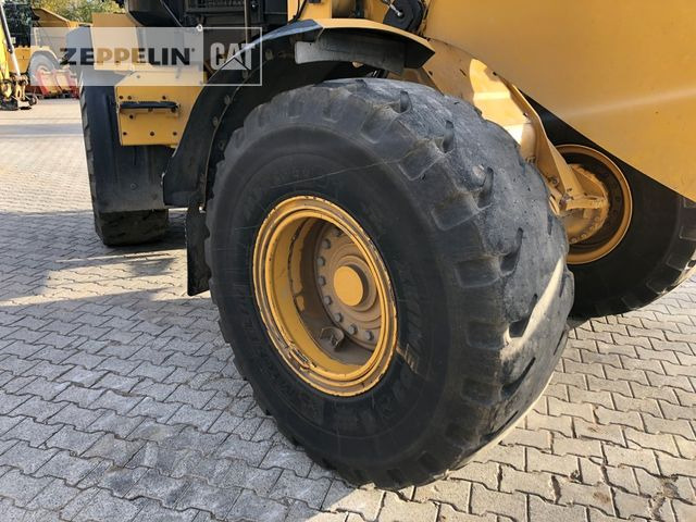 Chargeuse sur pneus Caterpillar 938M