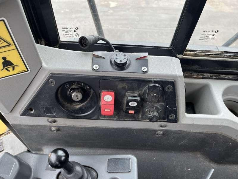 Chargeuse sur pneus Caterpillar 950K