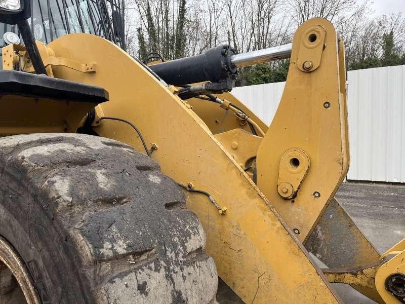 Chargeuse sur pneus Caterpillar 950K