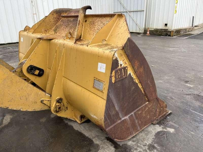 Chargeuse sur pneus Caterpillar 950K